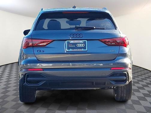 2025 Audi Q3 45 S line Premium Plus