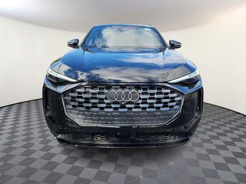 2025 Audi Q5 Premium Plus