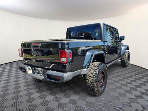 2023 Jeep Gladiator Willys 4x4