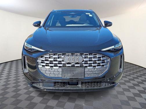 2025 Audi Q5 Prestige TFSI quattro S tronic