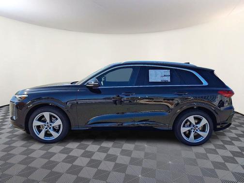 2025 Audi Q5 Prestige TFSI quattro S tronic