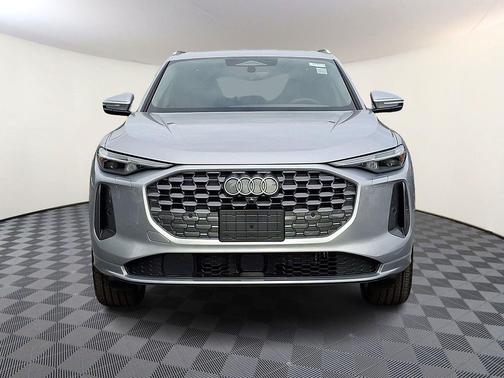 Florett Silver Metallic 2026 Audi Q5 Premium Plus