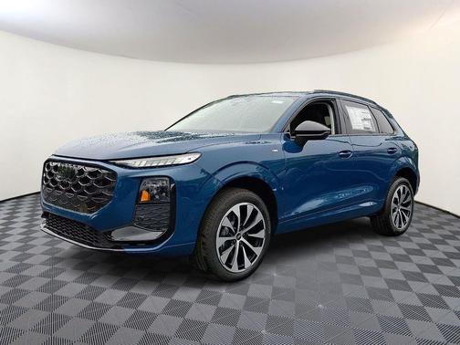 Malpelo Blue Metallic 2026 Audi Q3 TFSI quattro S tronic