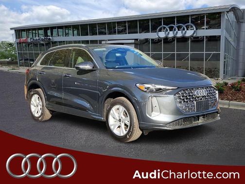 2025 Audi Q5 Premium TFSI quattro S tronic