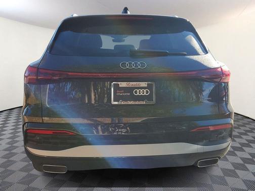2025 Audi Q5 Premium TFSI quattro S tronic