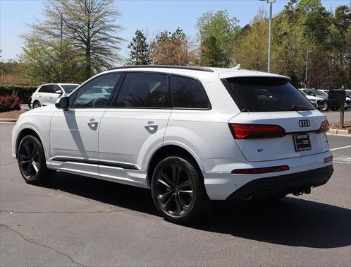 2025 Audi Q7 55 Premium Plus