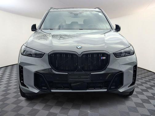 2024 BMW X5 M60i