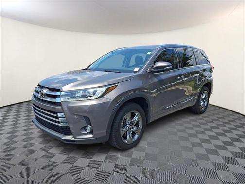2017 Toyota Highlander Limited