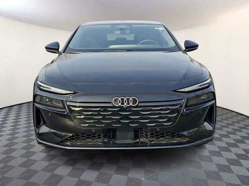 MYTHOS BLACK 2025 Audi A6 e-tron Premium Plus