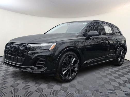 Mythos Black Metallic 2026 Audi Q7 55 Premium Plus