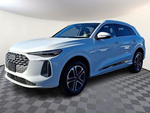 2025 Audi Q5 Premium Plus TFSI quattro S tronic