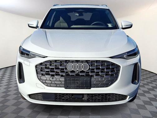 2025 Audi Q5 Premium Plus TFSI quattro S tronic