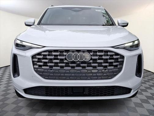 2025 Audi Q5 Premium
