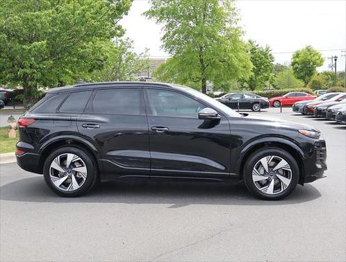 2025 Audi Q6 e-tron Premium Plus quattro