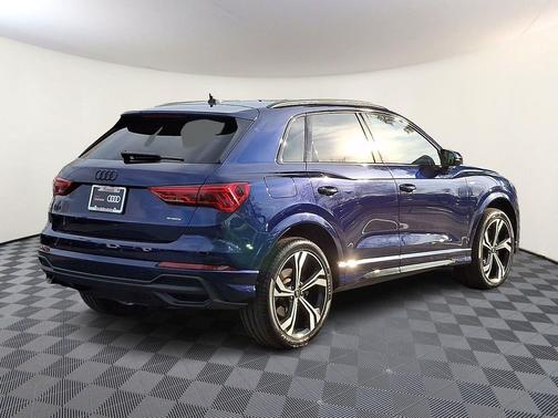 Navarra Blue Metallic 2024 Audi Q3 45 S line Premium Plus