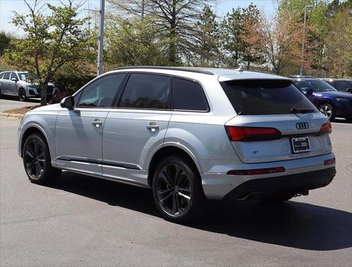 2025 Audi Q7 55 Premium Plus