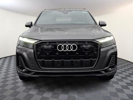 2026 Audi Q7 55 Premium Plus