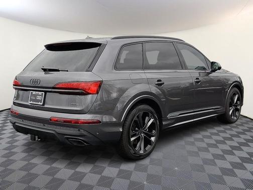 2026 Audi Q7 55 Premium Plus