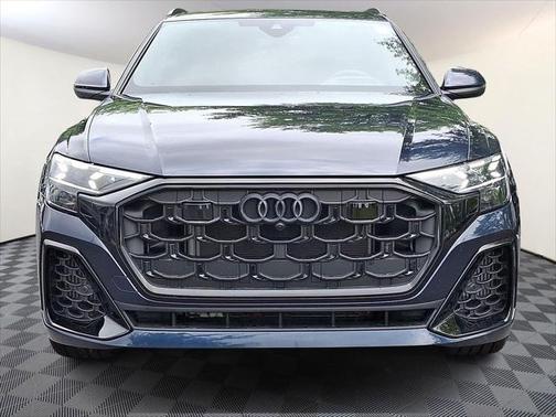 2025 Audi Q8 55 Prestige