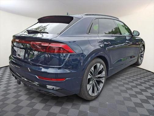 2025 Audi Q8 55 Prestige