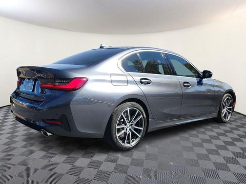 2020 BMW 330 330i