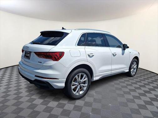 2025 Audi Q3 45 S line Premium Plus