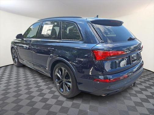 2025 Audi Q7 55 Prestige