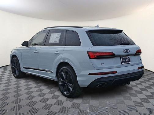 2026 Audi Q7 55 Premium Plus