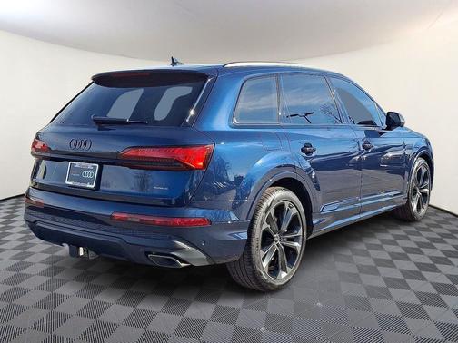 2026 Audi Q7 55 Premium Plus