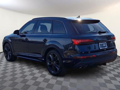 2026 Audi Q7 55 Premium Plus