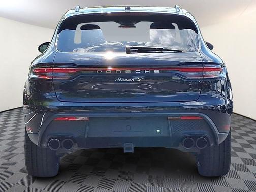 2022 Porsche Macan S