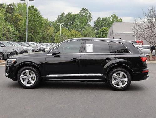 2025 Audi Q7 55 Premium