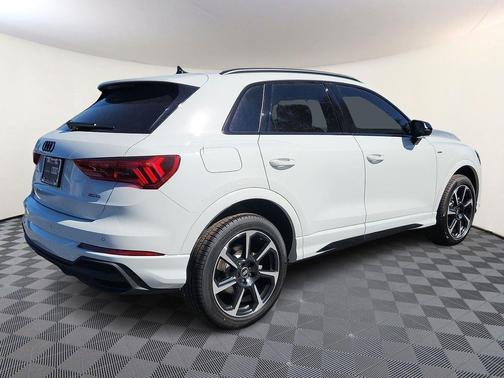 2025 Audi Q3 45 S line Premium Plus