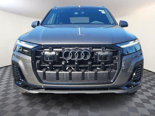 2026 Audi Q7 55 Premium