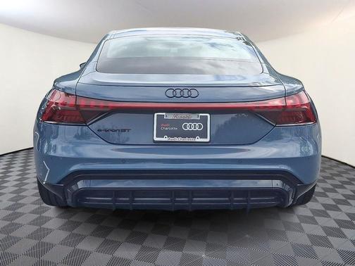 2023 Audi e-tron GT Premium Plus quattro