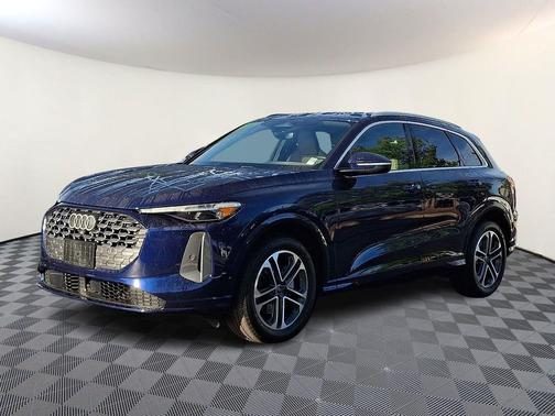 Navarra Blue Metallic 2025 Audi Q5 Prestige TFSI quattro S tronic