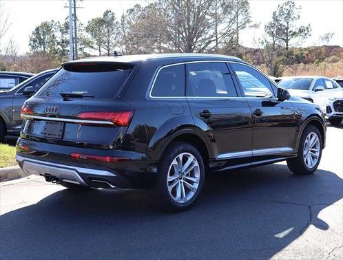 2025 Audi Q7 55 Premium Plus