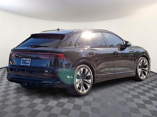 Mythos Black Metallic 2026 Audi Q8 55 Premium Plus