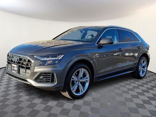 2023 Audi Q8 55 Premium