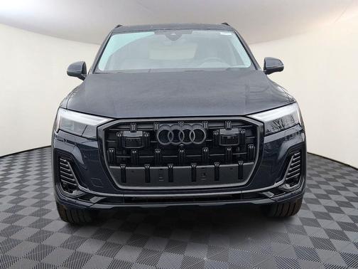 2026 Audi Q7 45 Premium Plus