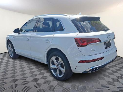 2023 Audi Q5 45 S line Premium Plus
