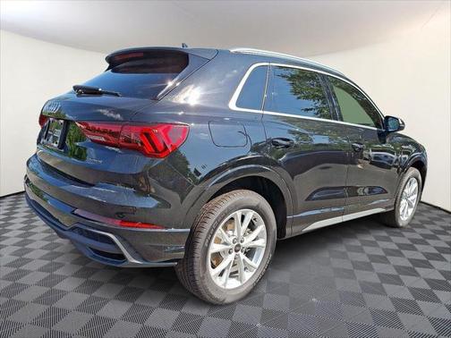 2025 Audi Q3 45 S line Premium Plus
