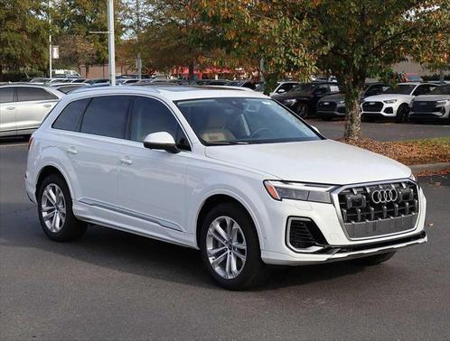 2025 Audi Q7 55 Premium Plus