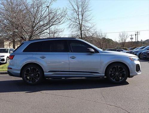 2025 Audi Q7 55 Prestige
