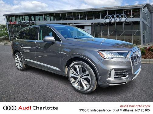 2023 Audi Q7 55 Premium Plus
