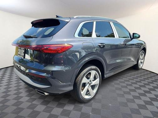 2025 Audi Q5 Premium Plus