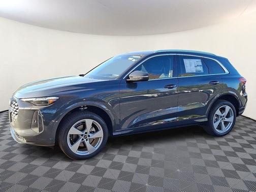 2025 Audi Q5 Premium Plus