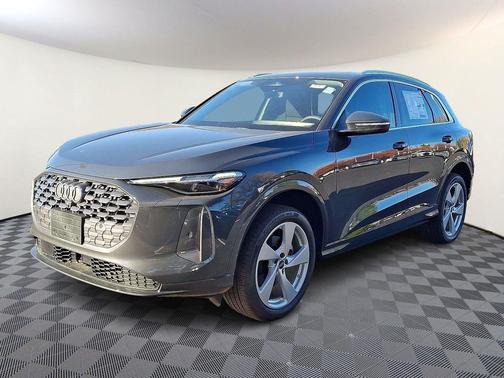 2025 Audi Q5 Premium Plus