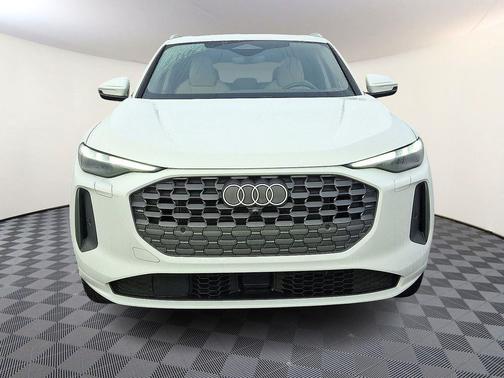 2025 Audi Q5 Premium Plus TFSI quattro S tronic