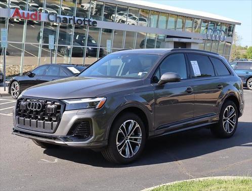 2025 Audi Q7 45 Premium Plus